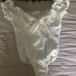 Missguided White Off the Shoulder Bodysuit (Small)